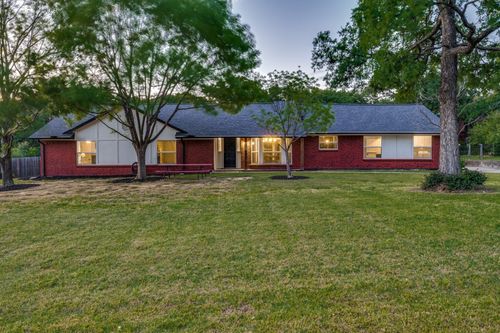 413 Woodland Trl, Keller, TX, 76248-2632 | Card Image