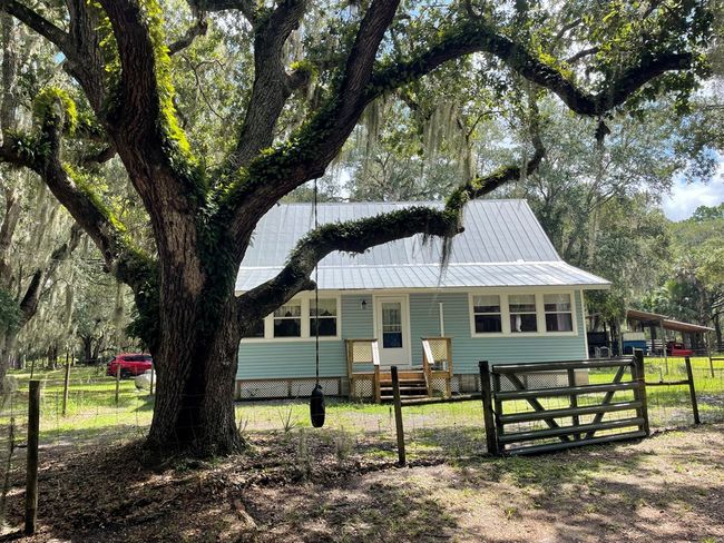 13050 Sw 67th Pl, House other with 2 bedrooms, 2 bathrooms and null parking in CEDAR KEY FL | Image 19