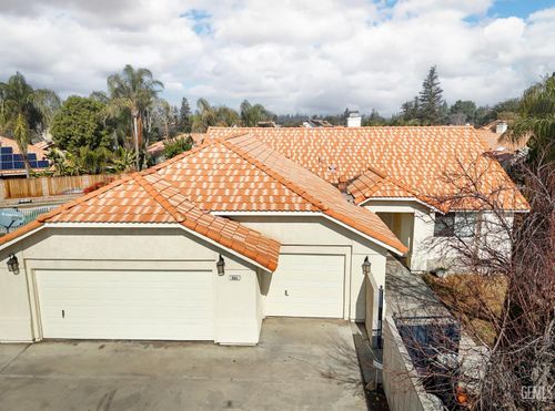 804 De Oro Ct, Bakersfield, CA, 93314-9338 | Card Image