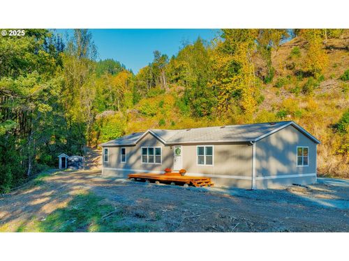 20191 Highway 42, Myrtle Point, OR, 97458-9858 | Card Image