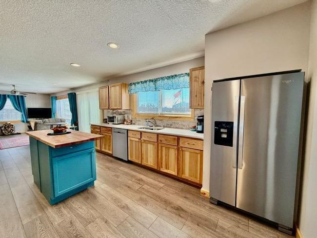 Stunning kitchen view | Image 16