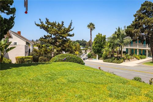 26612 Saddleback Dr, Mission Viejo, CA, 92691-5146 | Card Image