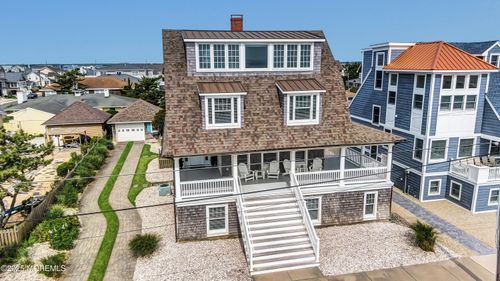 809 S Ocean Ave, Seaside Park, NJ, 08752-1846 | Card Image