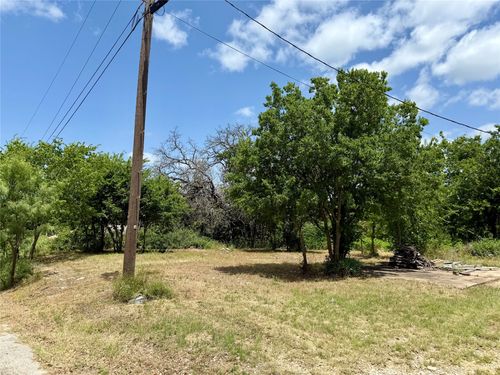 543 E Crews St, Hamilton, TX, 76531-2308 | Card Image