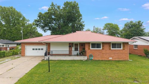 110 Sunset Dr, Vinita, OK, 74301-4634 | Card Image