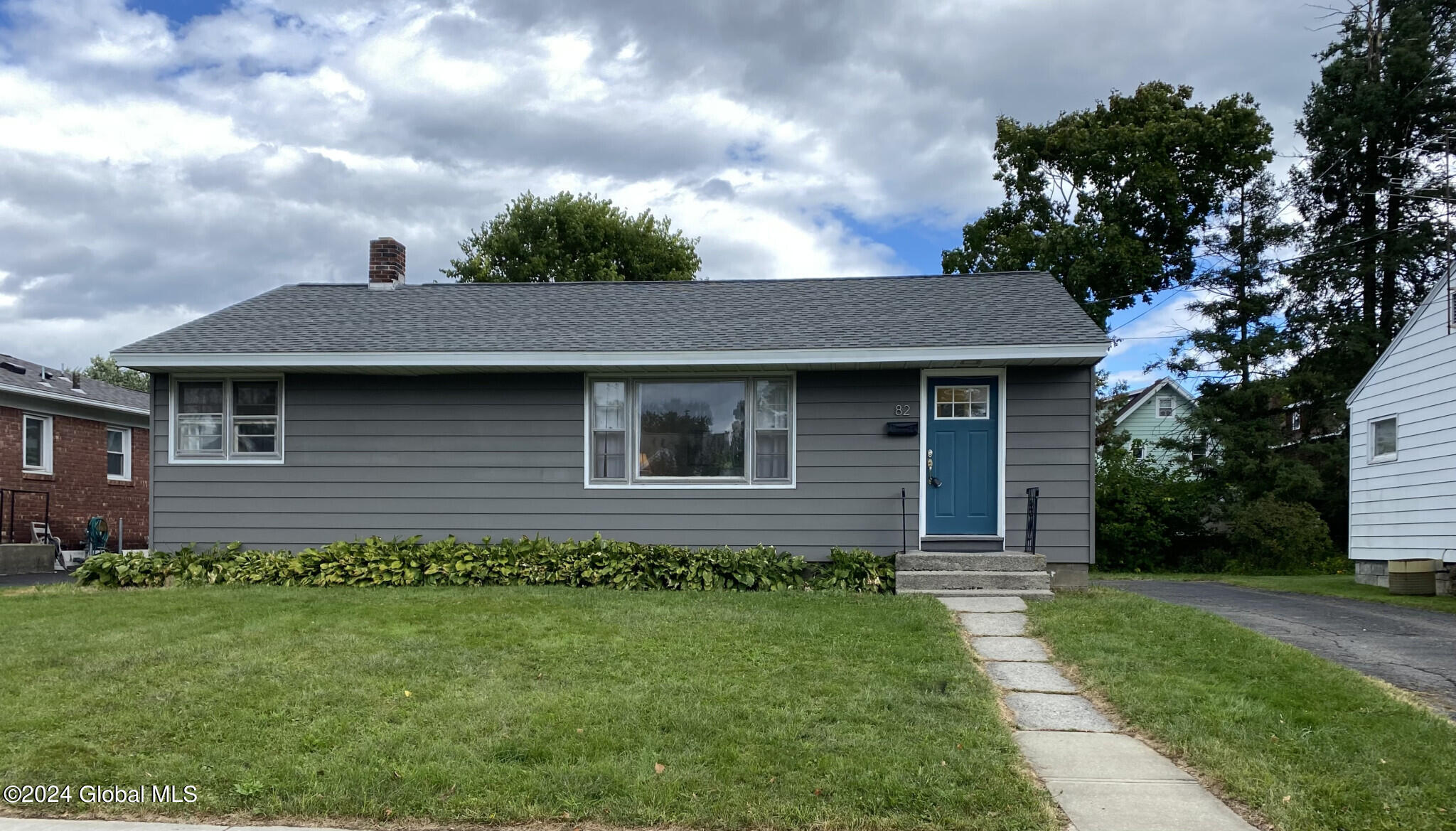 Forest Ave, Albany, NY 12208