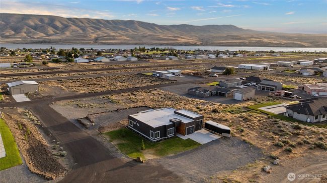 101 Wren Loop N, House other with 3 bedrooms, 3 bathrooms and 3 parking in Mattawa WA | Image 10
