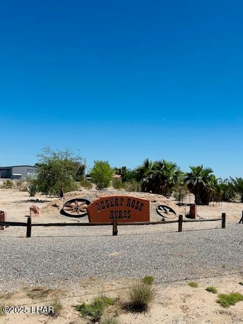 33358 Horizon Way, Bouse, AZ, 85325 | Card Image