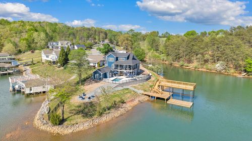 200 Sweetwater Bay Dr, Penhook, VA, 24137-2206 | Card Image