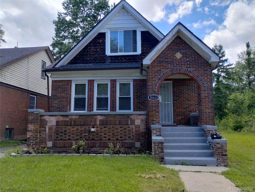 18633 Goulburn St, Detroit, MI, 48205-2652 | Card Image