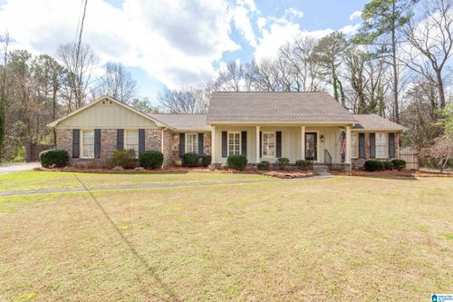 4401 Oak Lane Cir, PINSON, AL, 35126-3323 | Card Image