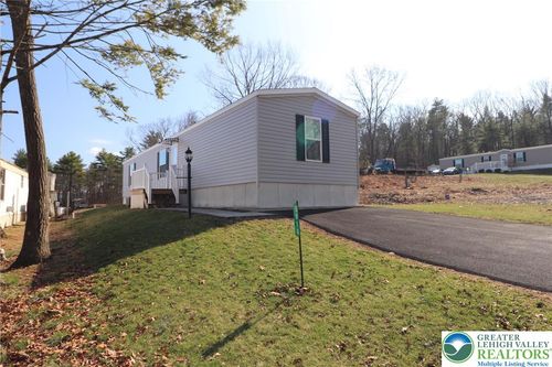 5016 Old Timber Rd, Stroudsburg, PA, 18360-9193 | Card Image