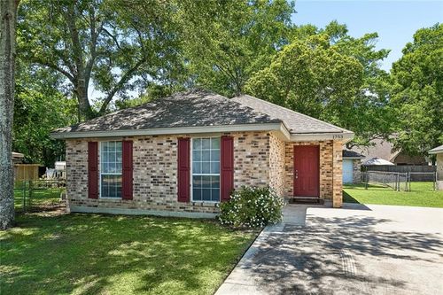 1753 Nellie Dr, Slidell, LA, 70458-8039 | Card Image