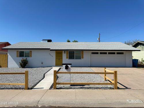3614 W Las Palmaritas Dr, Phoenix, AZ, 85051-9136 | Card Image