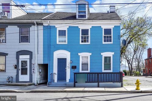 224 W College Ave, YORK, PA, 17401-2104 | Card Image