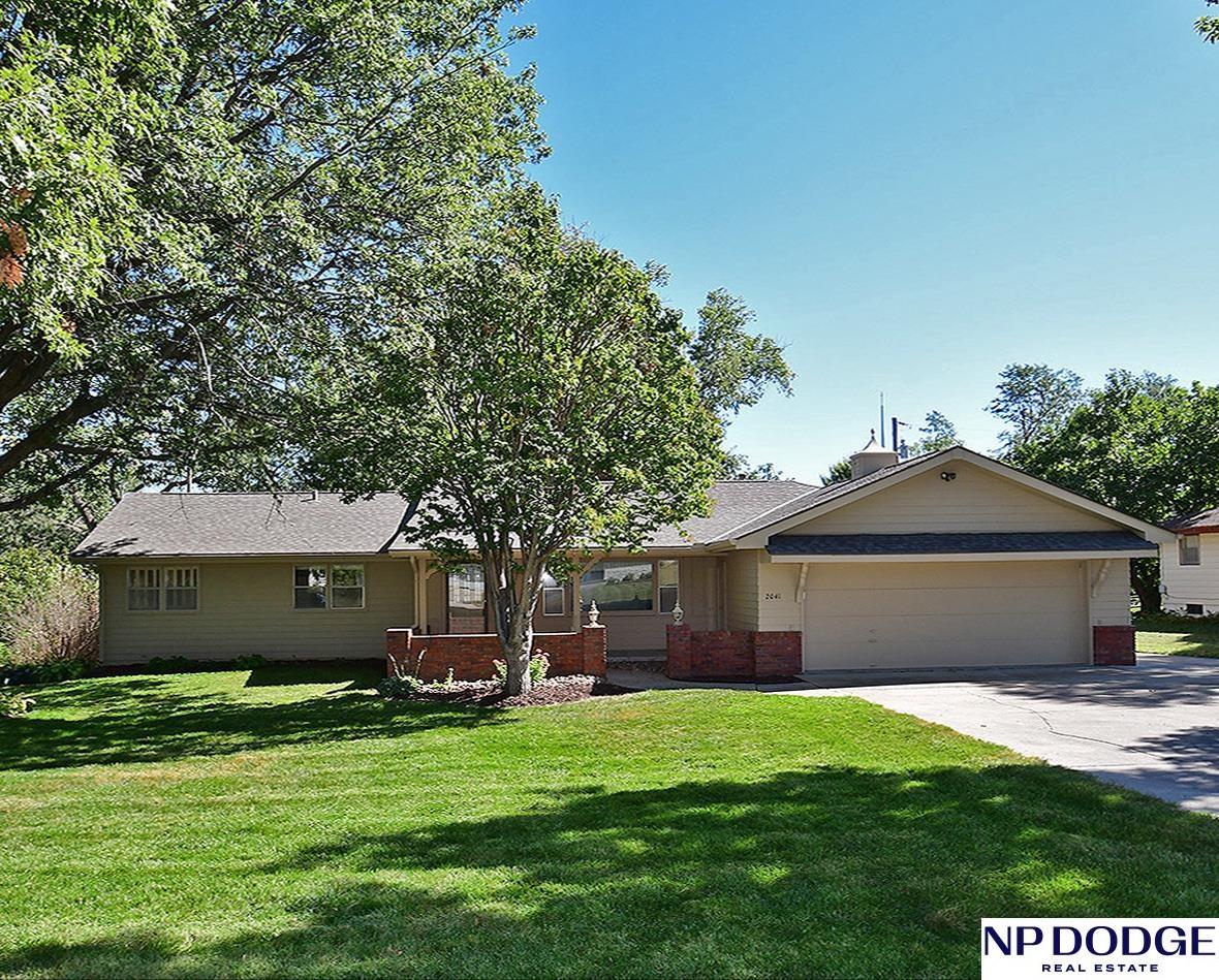 94th St, Omaha, NE 68134