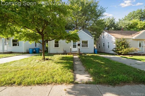 24746 Annapolis St, Dearborn Heights, MI, 48125-1806 | Card Image