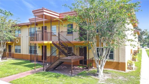 727-727 Mcdougall Ct, ORLANDO, FL, 32809-7164 | Card Image