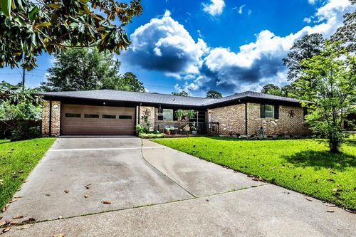 229 Willowbend St, Huntsville, TX, 77320-3423 | Card Image
