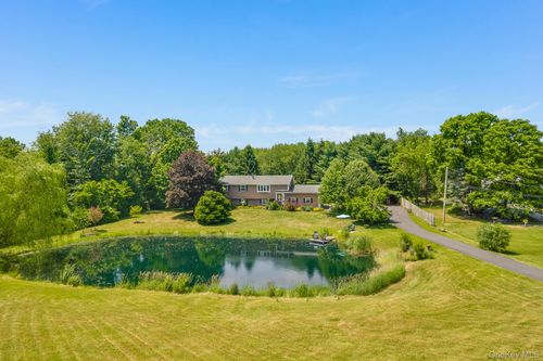 75 Creek Rd, Staatsburg, NY, 12580-5626 | Card Image