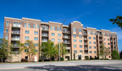 509-77 N Wolf Rd, Northlake, IL, 60164-1661 | Card Image