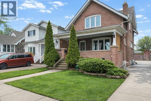 961 Lawrence Rd, Windsor, ON, N8Y3Z9 | Card Image