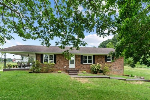 790 N Main, Rural Retreat, VA, 24368 | Card Image