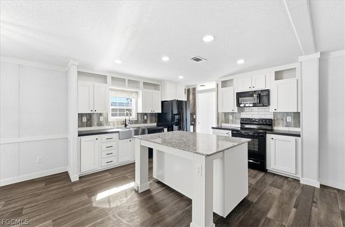 14712 Nantucket Rd, NORTH FORT MYERS, FL, 33917-9038 | Card Image