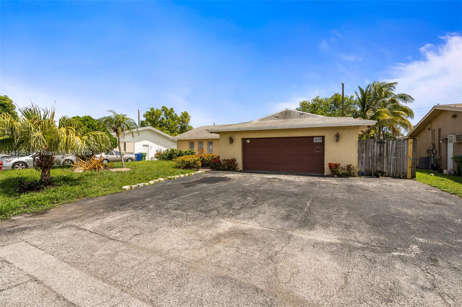 63rd St, Fort Lauderdale, FL 33309