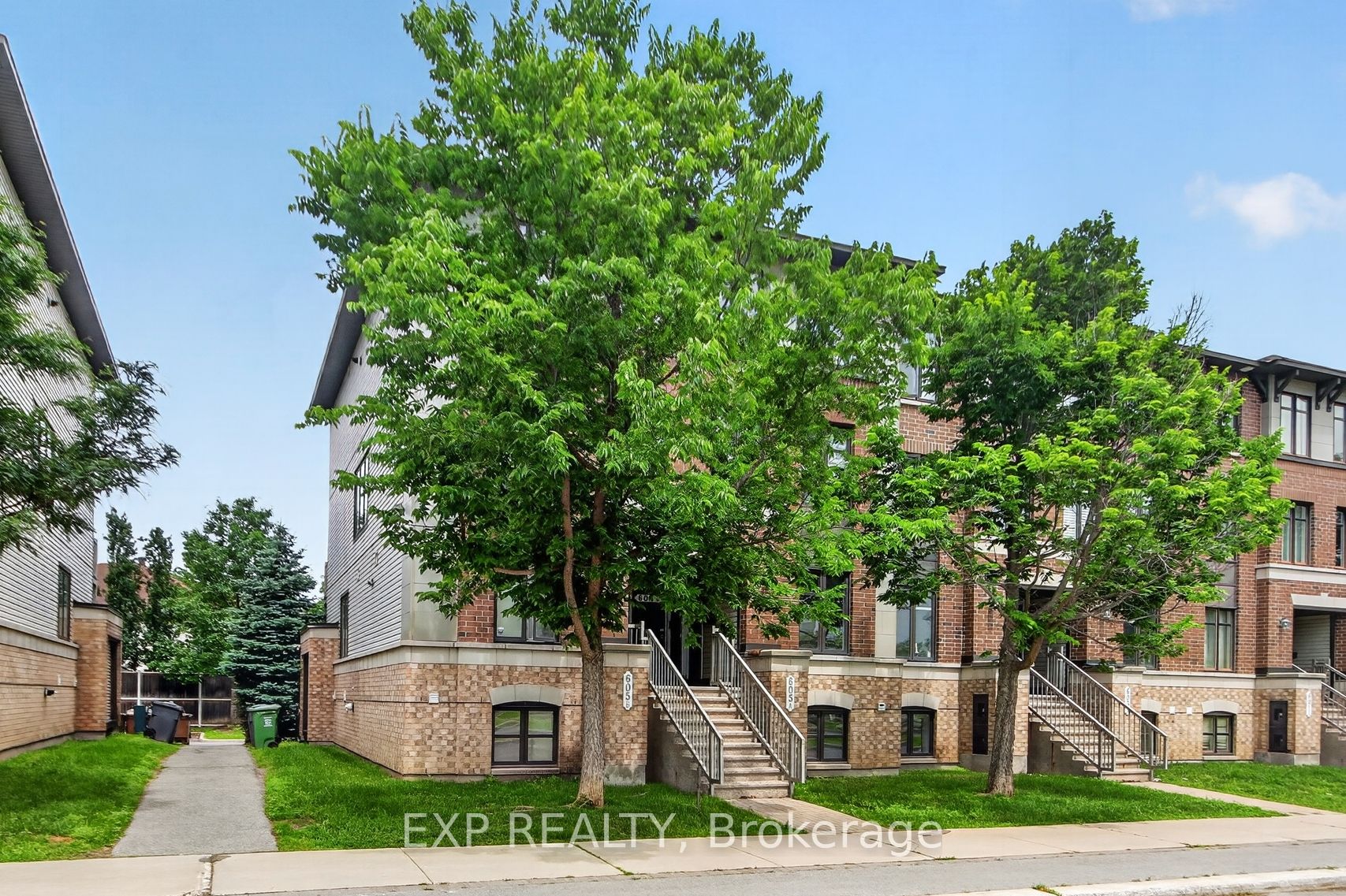 Residential in Barrhaven 2