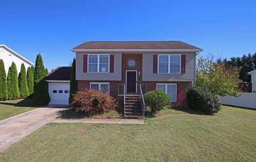 1340 Stonechris Dr, Harrisonburg, VA, 22802-0882 | Card Image