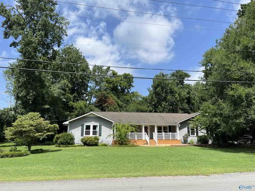 232 Bradley St, Scottsboro, AL, 35769-6208 | Card Image
