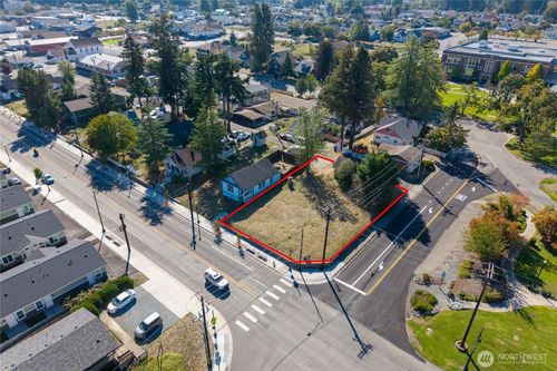 222 Washington Avenue N, Eatonville, WA, 98328 | Card Image
