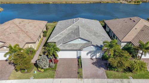 20918 Fetterbush Pl, VENICE, FL, 34293-6751 | Card Image
