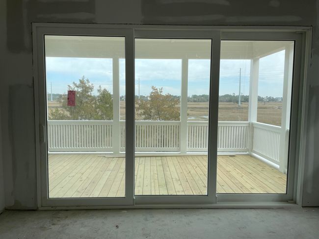 Slider/Porch | Image 54