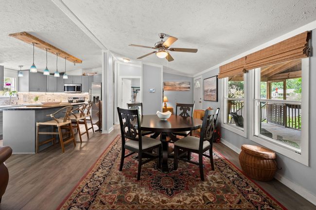 open concept | Image 7