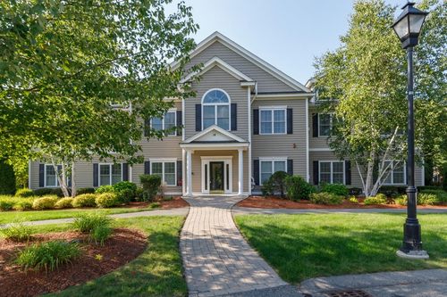 unit-8-14-8 Carriage Way, Manchester, NH, 03102-8439 | Card Image