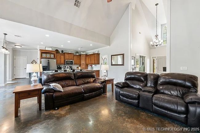 7373 N 485 Rd, House other with 4 bedrooms, 3 bathrooms and null parking in Hulbert OK | Image 11