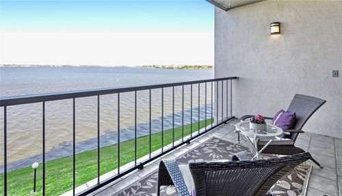 apt-204-351 Lakeside Ln, Houston, TX, 77058-4303 | Card Image