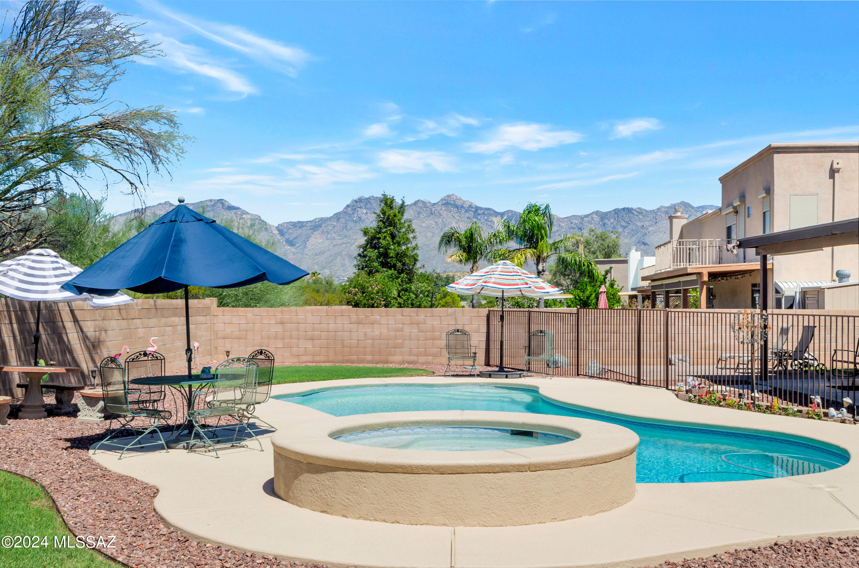 Vuelta Vista Antigua , Tucson, AZ 85715