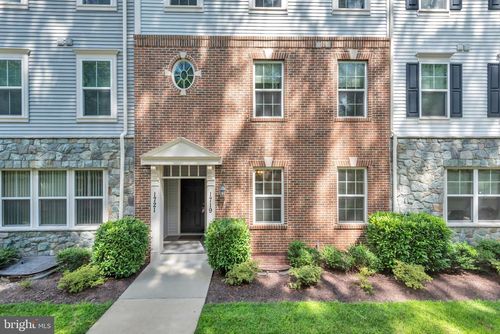 9-1719 Fieldstone Ct, HANOVER, MD, 21076-2170 | Card Image