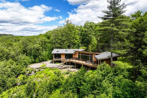 100 Eagle View Rd, Narrowsburg, NY, 12764-4257 | Card Image