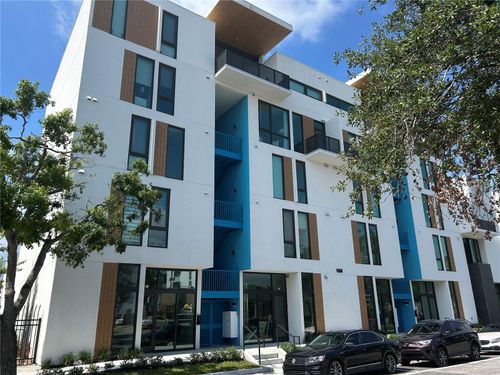 208-1558 4th St, SARASOTA, FL, 34236-5002 | Card Image