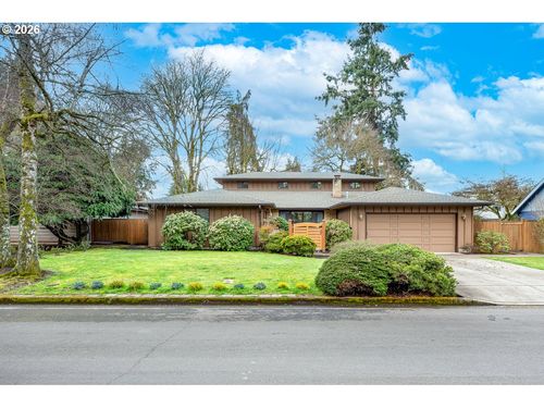 4490 Doyle St, Eugene, OR, 97404-1012 | Card Image