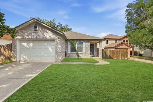 6807 Barton Rock Ln, San Antonio, TX, 78239-1828 | Card Image