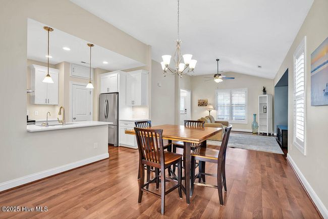 110 Island Palms Dr, House other with 3 bedrooms, 2 bathrooms and 1 parking in Carolina Beach NC | Image 8