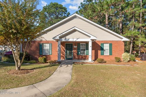 1302 Chancery Ct, Aberdeen, NC, 28315-2340 | Card Image