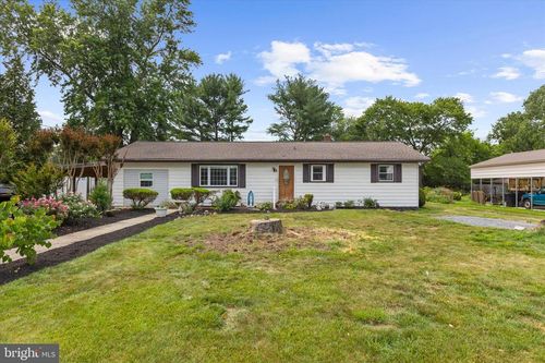 949 Oakdale Cir, MILLERSVILLE, MD, 21108-1427 | Card Image