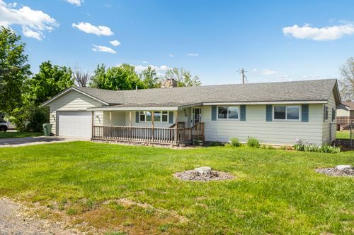 415 9th St, Metolius, OR, 97741-2457 | Card Image