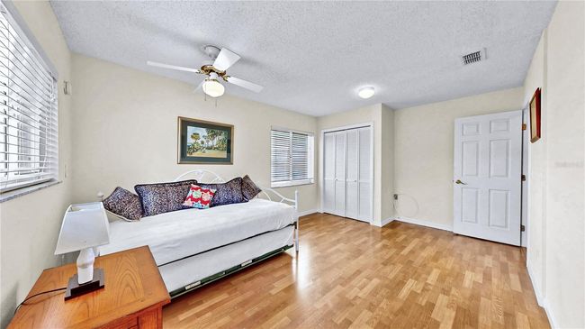 140 Sage Cir, House other with 3 bedrooms, 2 bathrooms and null parking in Crystal Beach FL | Image 9